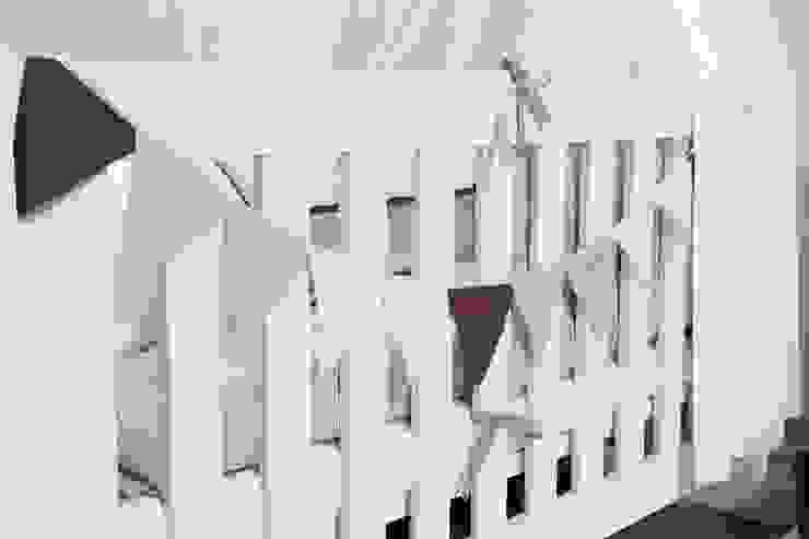 por Kidsroomstyle/KRS-Design Eclético