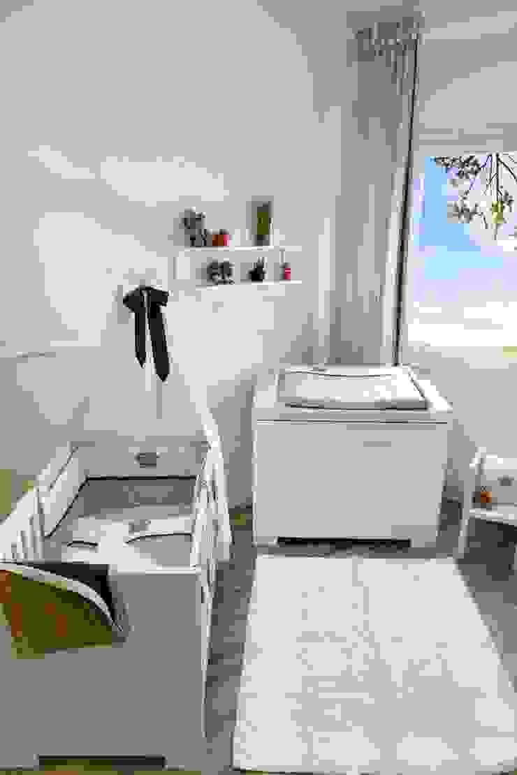 por Kidsroomstyle/KRS-Design Eclético