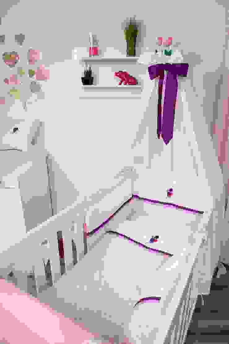 por Kidsroomstyle/KRS-Design Eclético