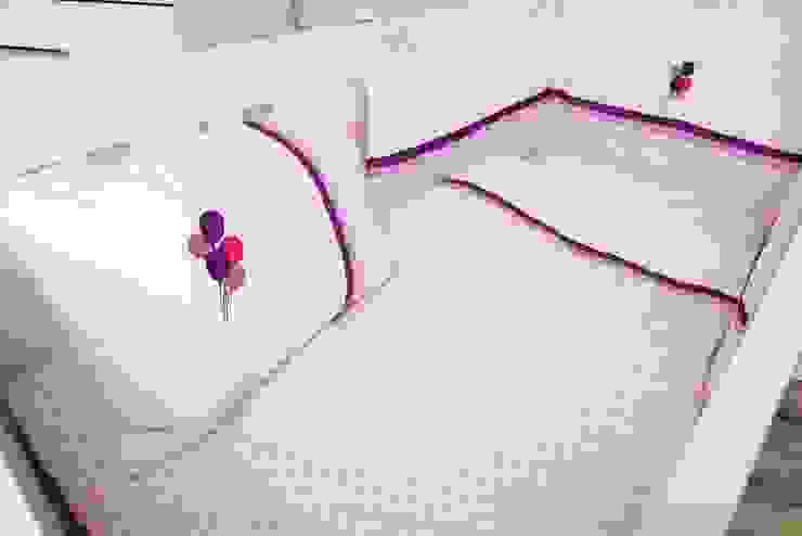 por Kidsroomstyle/KRS-Design Eclético