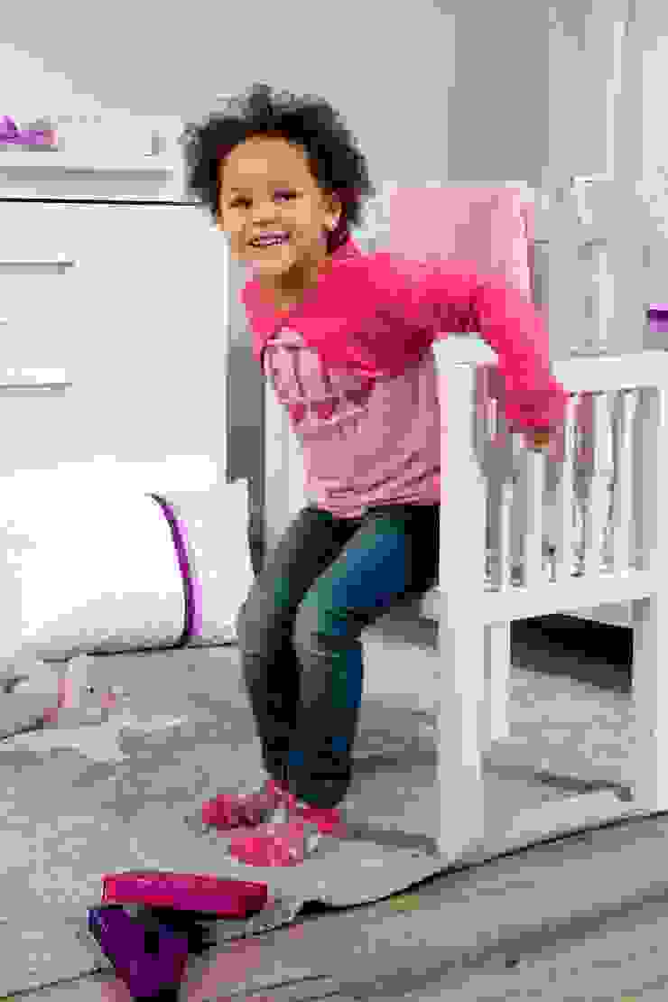 por Kidsroomstyle/KRS-Design Eclético