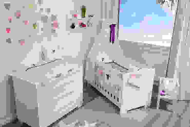 por Kidsroomstyle/KRS-Design Eclético