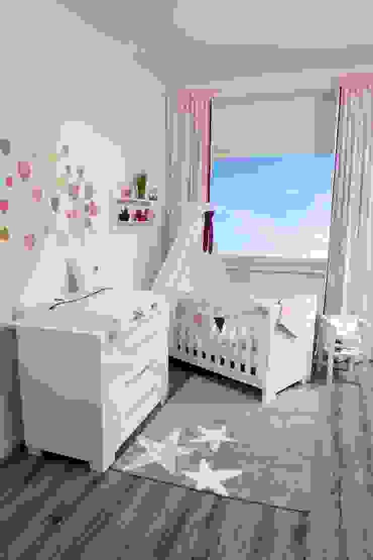 por Kidsroomstyle/KRS-Design Eclético