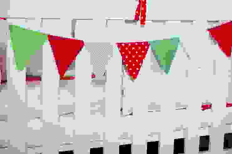 por Kidsroomstyle/KRS-Design Eclético