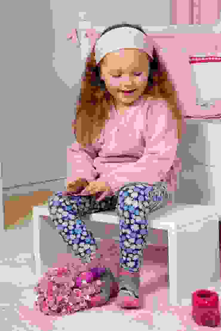 por Kidsroomstyle/KRS-Design Eclético