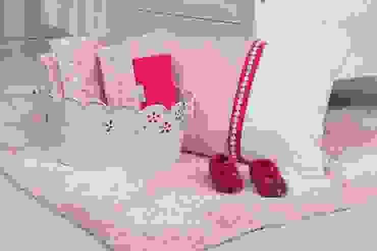 por Kidsroomstyle/KRS-Design Eclético