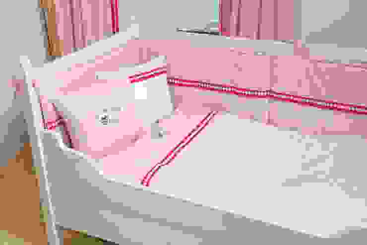 por Kidsroomstyle/KRS-Design Eclético