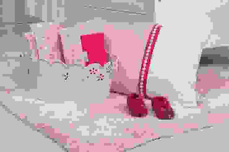 por Kidsroomstyle/KRS-Design Eclético