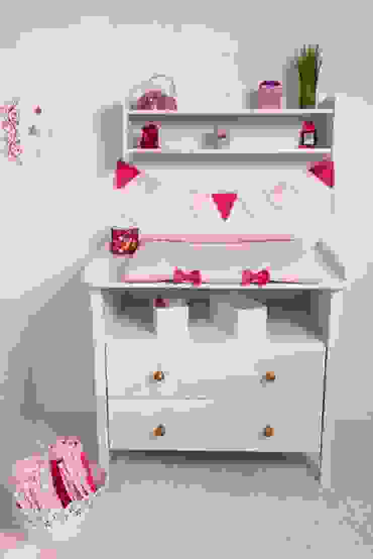 por Kidsroomstyle/KRS-Design Eclético