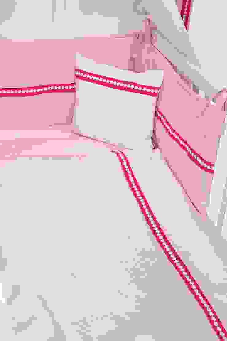 por Kidsroomstyle/KRS-Design Eclético