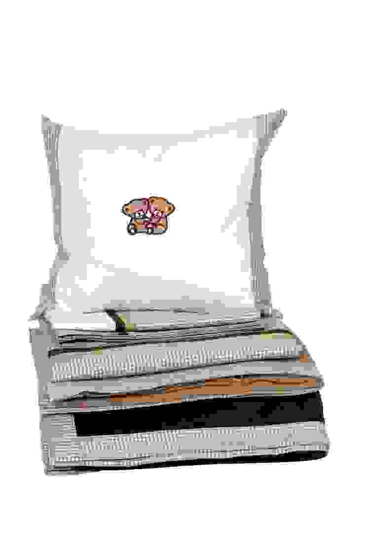 por Kidsroomstyle/KRS-Design Eclético