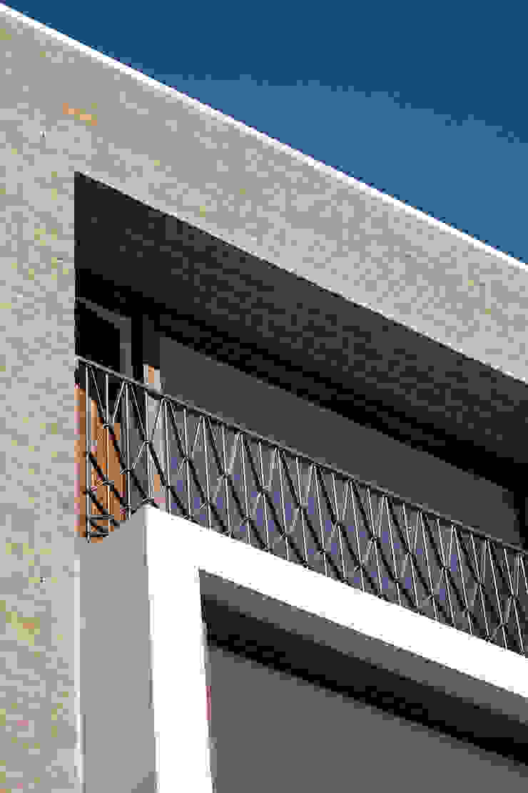 Macauley Road Townhouses, Clapham Rumah Modern Oleh Squire and Partners Modern