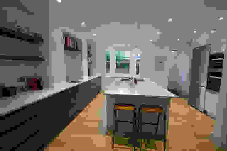 8 Dunollie Road ATOM BUILD LTD Modern dining room