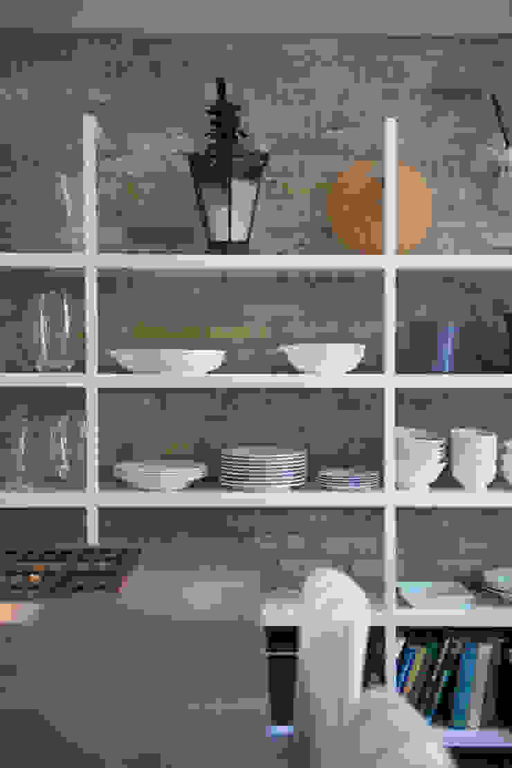 25 Chevening Road ATOM BUILD LTD Modern kitchen
