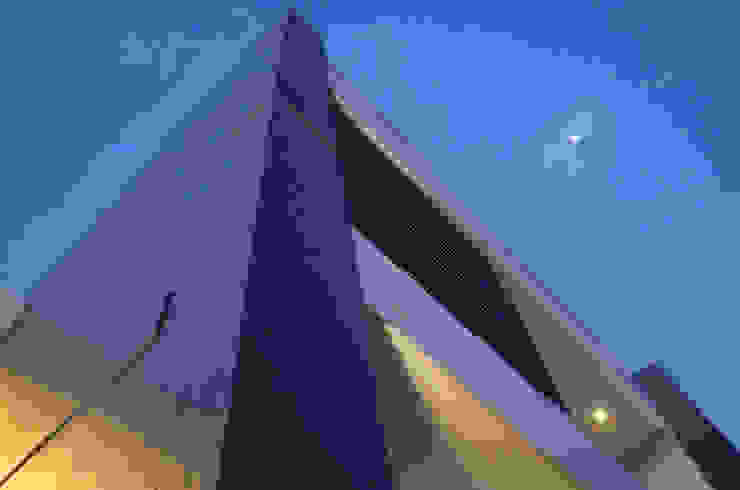 Varandas, alpendres e terraços modernos por fc3arquitectura Moderno