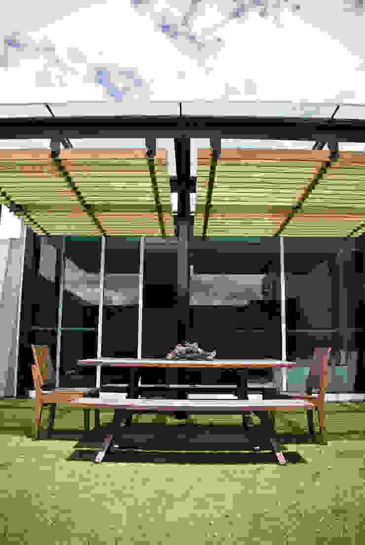Proyectos studio Roca STUDIOROCA Moderne Wände & Böden