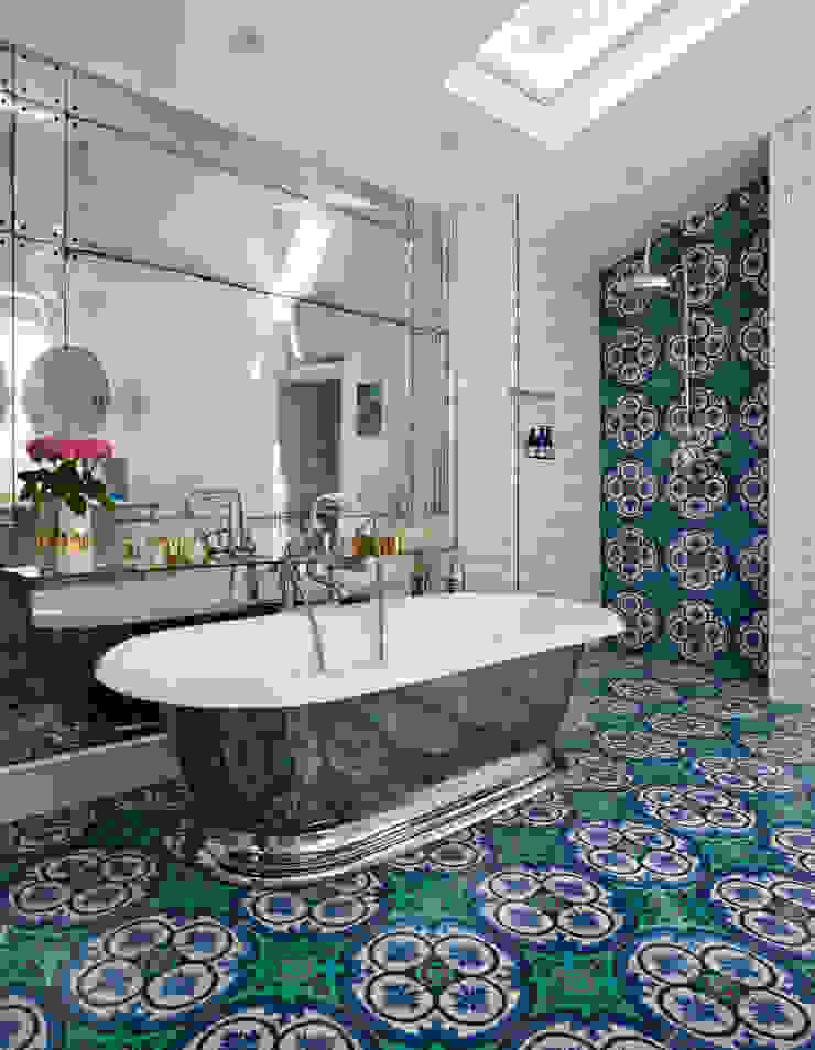 Victorian Terrace House, South-West London homify Mediterranean style bathroom Tiles