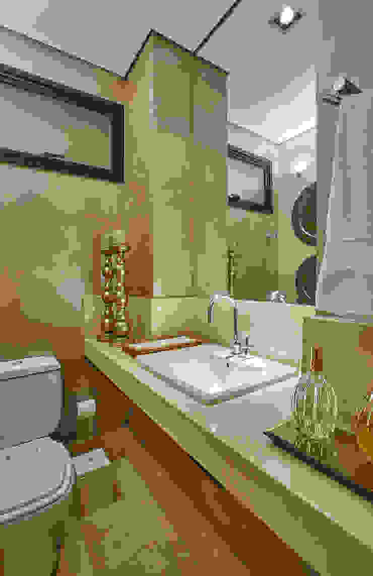 Isabela Canaan Arquitetos e Associados Baños de estilo moderno