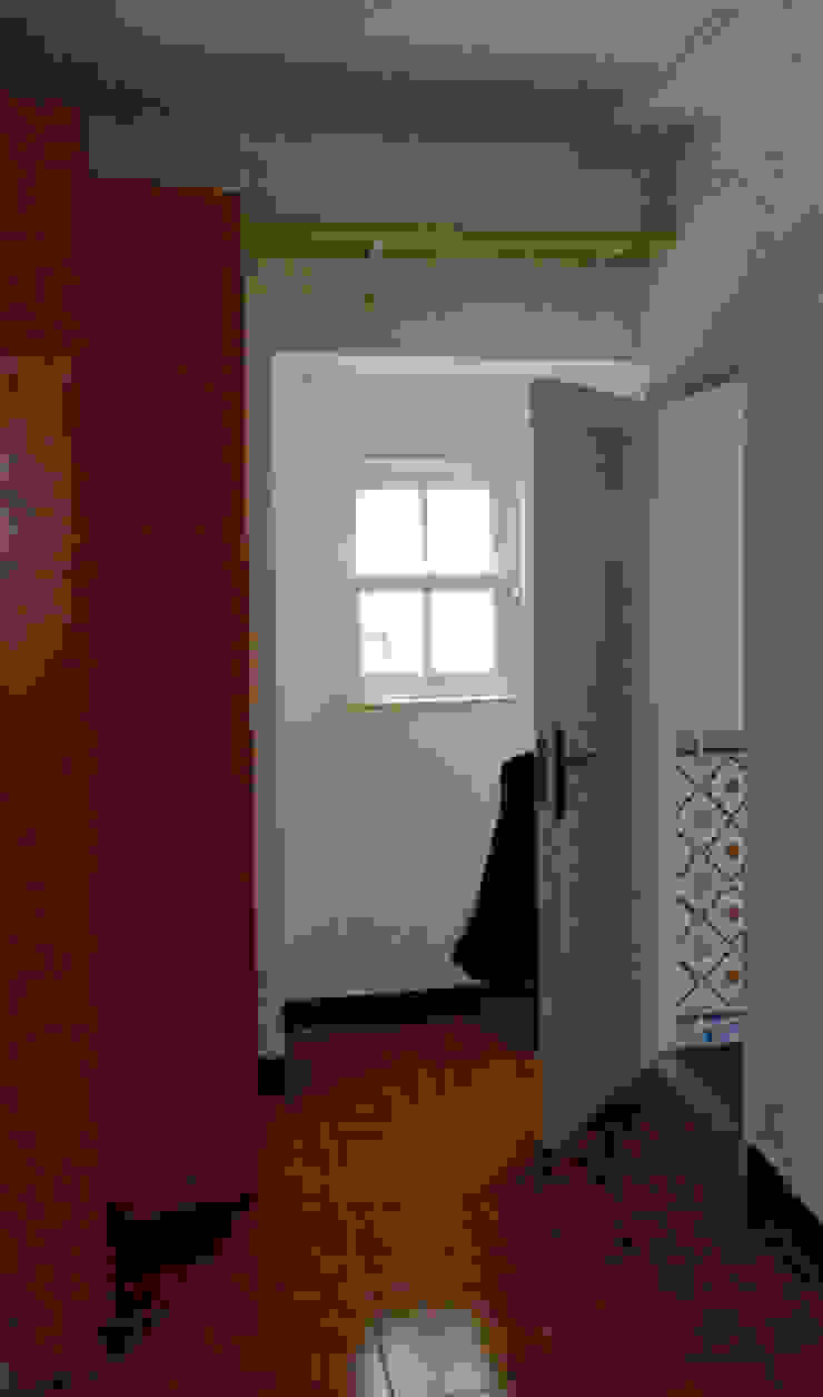 مرمره  توسطBL Design Arquitectura e Interiores, مدیترانه ای   