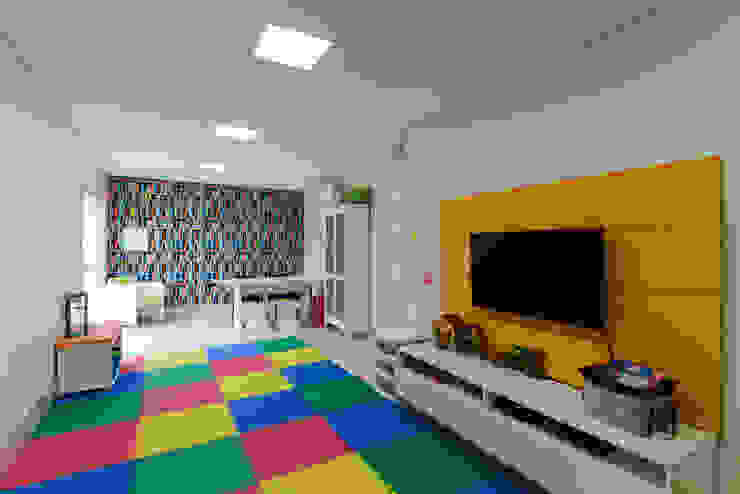 LAM Arquitetura | Interiores Modern media room