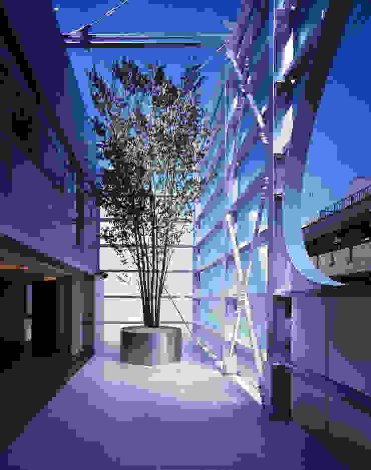 Moderner Balkon, Veranda & Terrasse von Guen BERTHEAU-SUZUKI Co.,Ltd. Modern