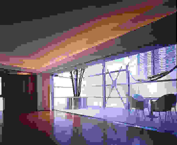 Moderne Wohnzimmer von Guen BERTHEAU-SUZUKI Co.,Ltd. Modern