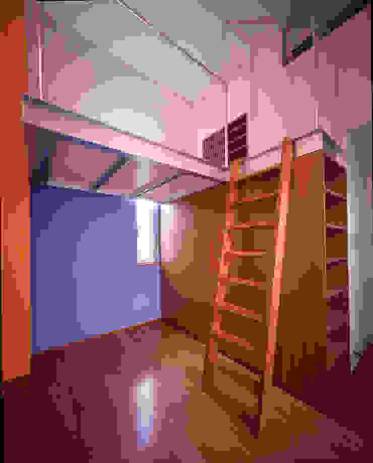 Moderne Schlafzimmer von Guen BERTHEAU-SUZUKI Co.,Ltd. Modern