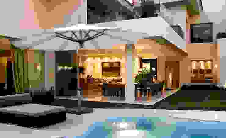 Olivia Aldrete Haas Modern Pool