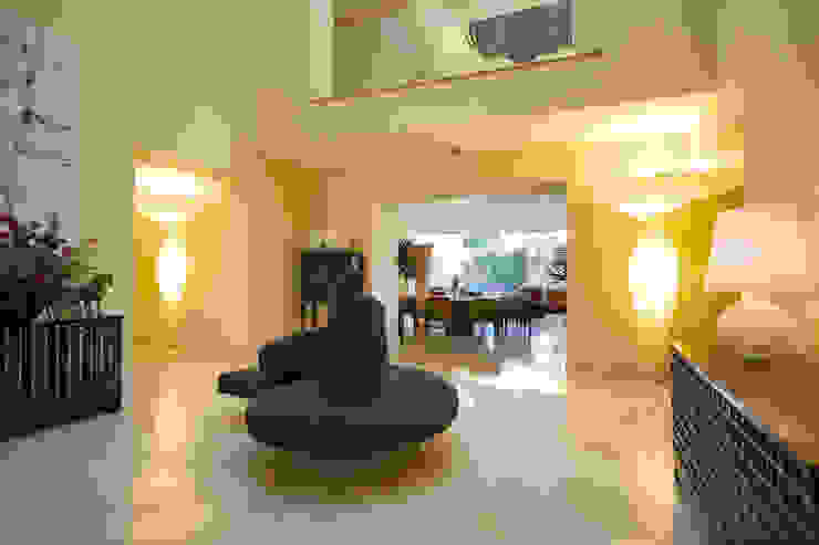 Olivia Aldrete Haas Modern Living Room