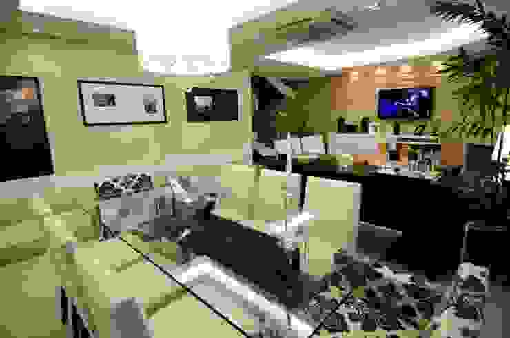 Sala Estar /Jantar Residência Angela Ognibeni Arquitetura e Interiores Salas de jantar modernas