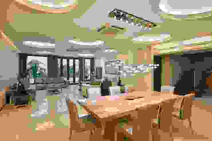 Residence Design, Rosewood City H5 Interior Design Modern dining room