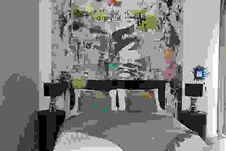 Aménagement d'espaces et décoration d'intérieur pour une maison d'Hôtes, KREA Koncept KREA Koncept Ausgefallene Schlafzimmer