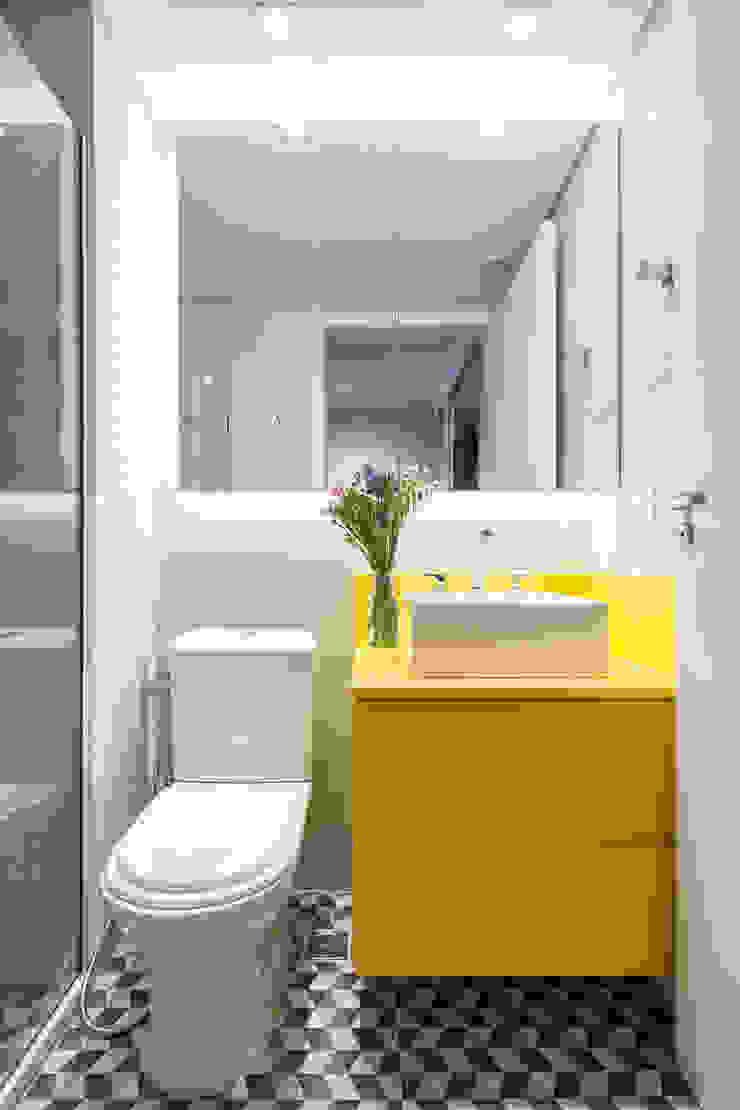 Apartamento Trama, Arquiteta Clarice Semerene, Joana França Joana França Moderne badkamers