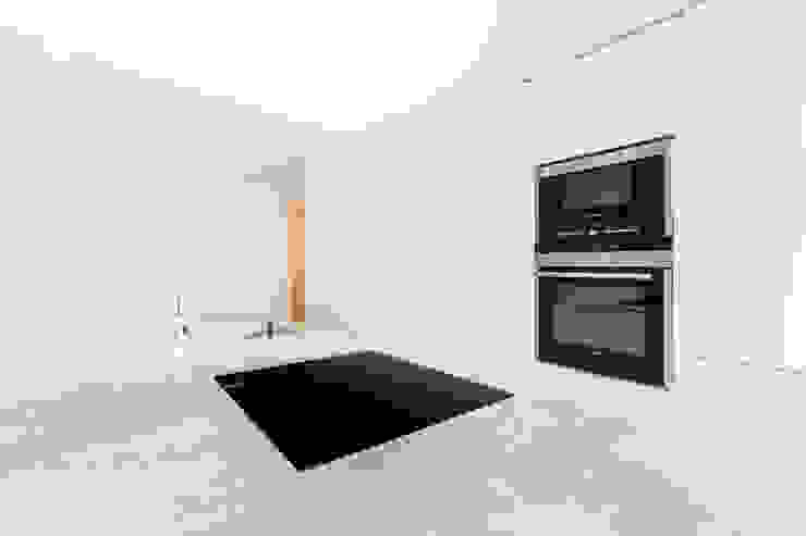 Construccions i Reformes Miquel Munar SL Cucina minimalista