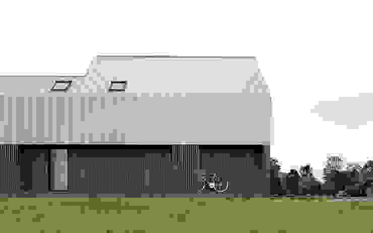 INT2architecture منزل جاهز للتركيب خشب Brown