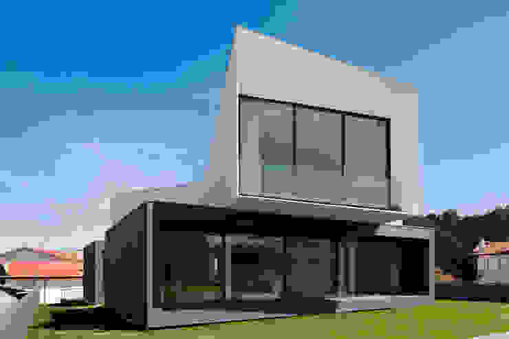 Casas de estilo minimalista de Urban Core Minimalista