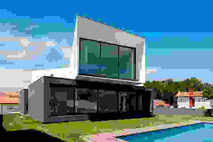 Casas de estilo minimalista de Urban Core Minimalista