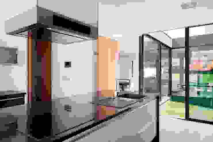 Cocinas de estilo minimalista de Urban Core Minimalista