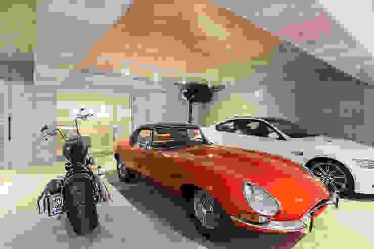 愛車にだって良い部屋を 高級感あふれるガレージ１０ Homify