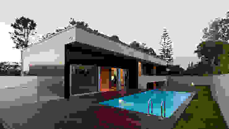 Casa AA, XYZ Arquitectos Associados XYZ Arquitectos Associados Moderne Häuser