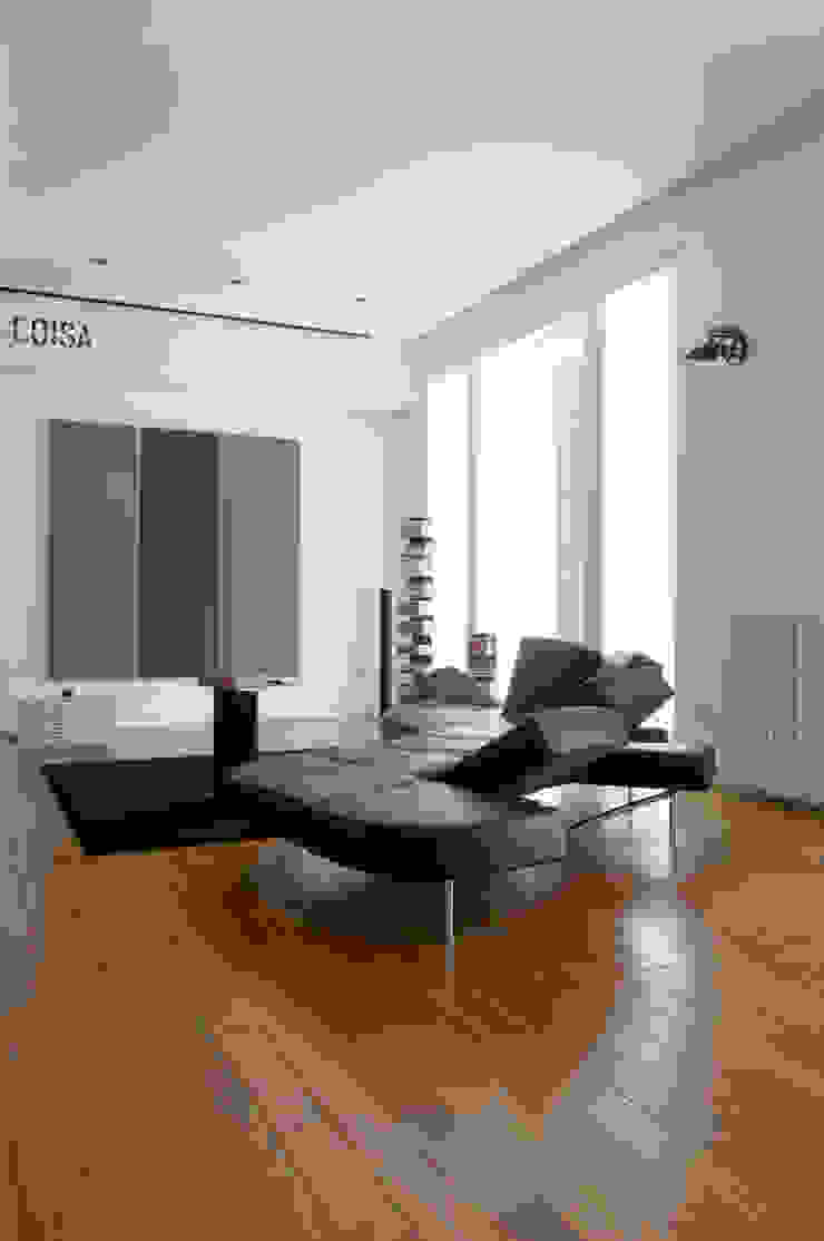 Casa JCSP_3 XYZ Arquitectos Associados Salas de estar modernas