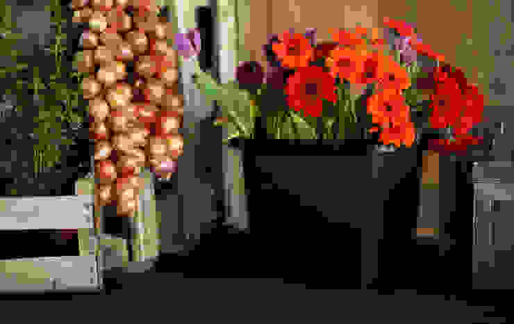 decoração – arranjos flores e frutas COISAS DA TERRA CozinhaBancadas