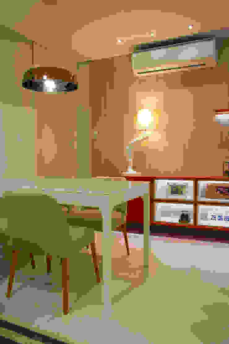 ARQ Ana Lore Burliga Miranda Modern dining room MDF Red