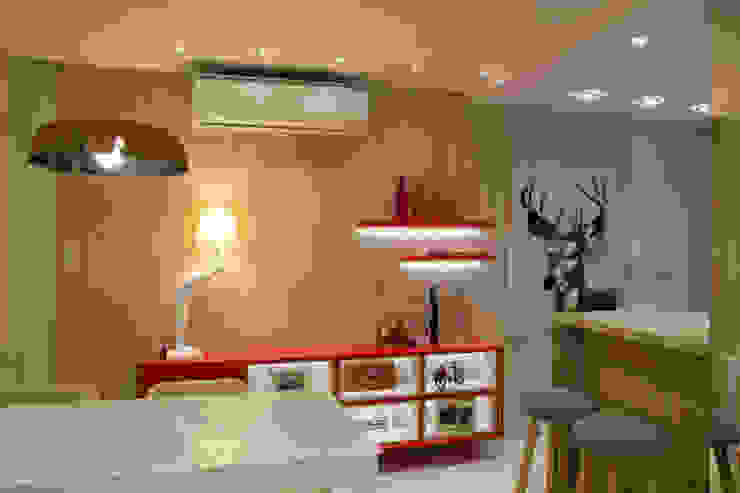 ARQ Ana Lore Burliga Miranda Modern dining room MDF Red