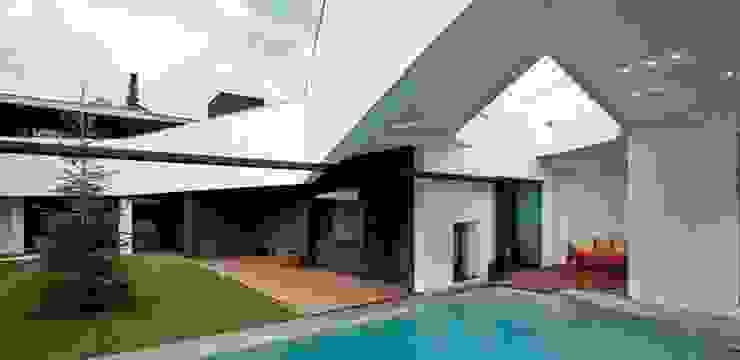 Habitatge Ramon Llull, López Clavería Arquitectos López Clavería Arquitectos Casas de estilo clásico