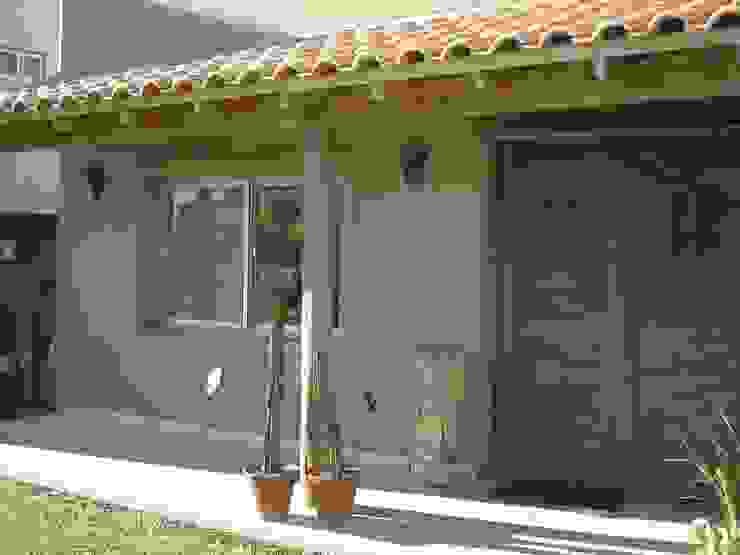 Casa en Barrio Cerrado, Fainzilber Arqts. Fainzilber Arqts. Rustic style house