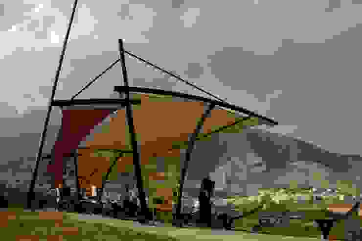 Casas modernas por TREVINO.CHABRAND | Architectural Studio Moderno