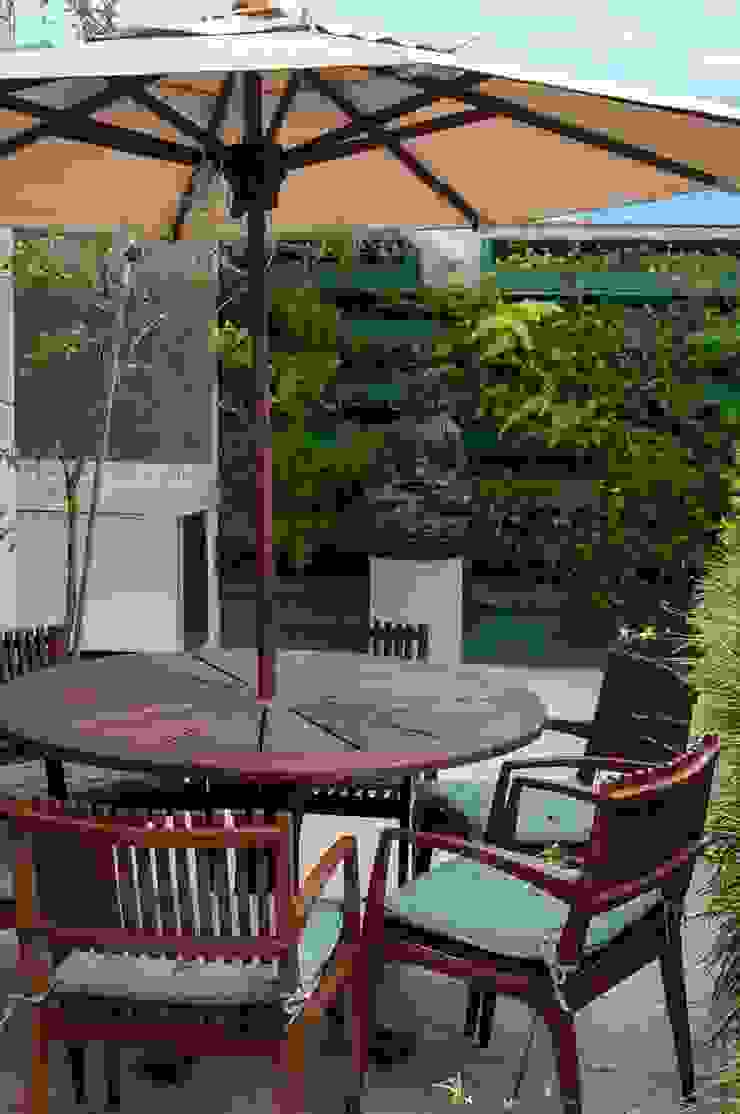 homify Moderner Balkon, Veranda & Terrasse