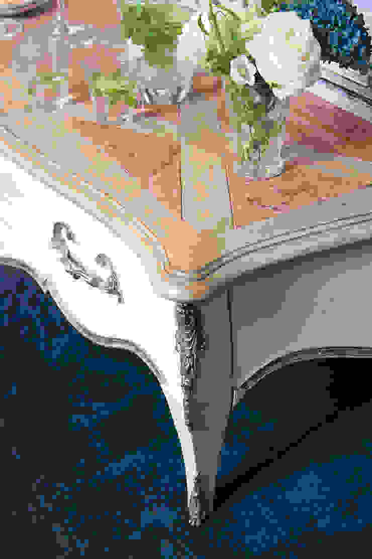 DOMICIL Journal Wohngenuss Casas clássicas por Domicil Möbel GmbH Clássico