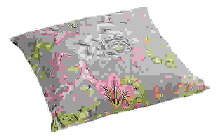 DOMICIL Journal Wohngenuss Quartos clássicos por Domicil Möbel GmbH Clássico